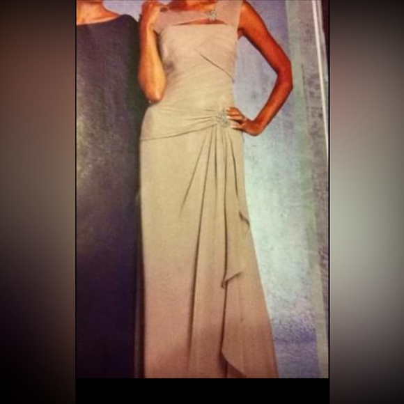 Alfred Angelo Mother of the bride (plus size) gown - Picture 1 of 7